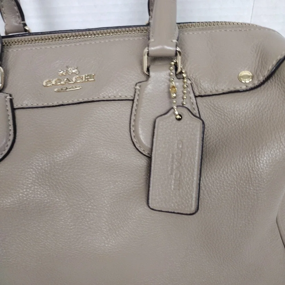 COACH F36672 Bennett Satchel Taupe Tan Pebble Leather Hand Bag Medium